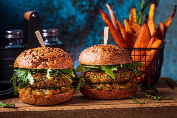 Can Smart Contact Lenses with Augmented Display Replace Smartphones in the Future?